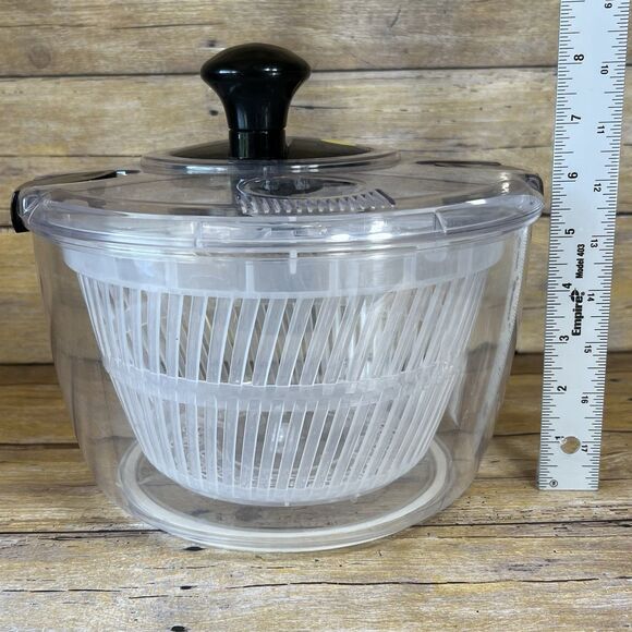 Neatness Large Salad Spinner with Drain, Bowl, and Colander Used - Picture 5 of 7